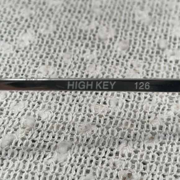 QUAY X Desi High Key Silver and Blue Mirrored Rimless Aviator Sunglasses - Picture 9 of 12